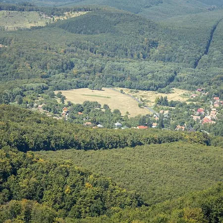 Matra Sasfeszek Holiday home